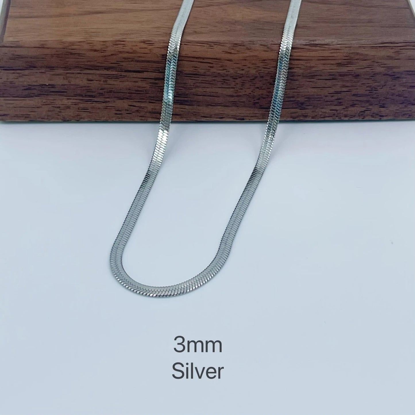 Collier en Acier Inoxydable Plaqué Or 14K – Élégance & Hypoallergénique